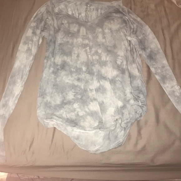 American Eagle Outfitters Tops - soft shirt